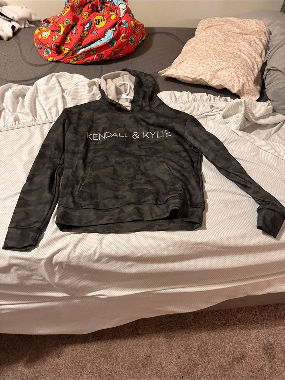Kendall & Kylie women’s Black & Dark Green Camo Crewneck Hoodie